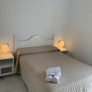https://las-rosas-de-capistrano-nerja.es-andalucia.com